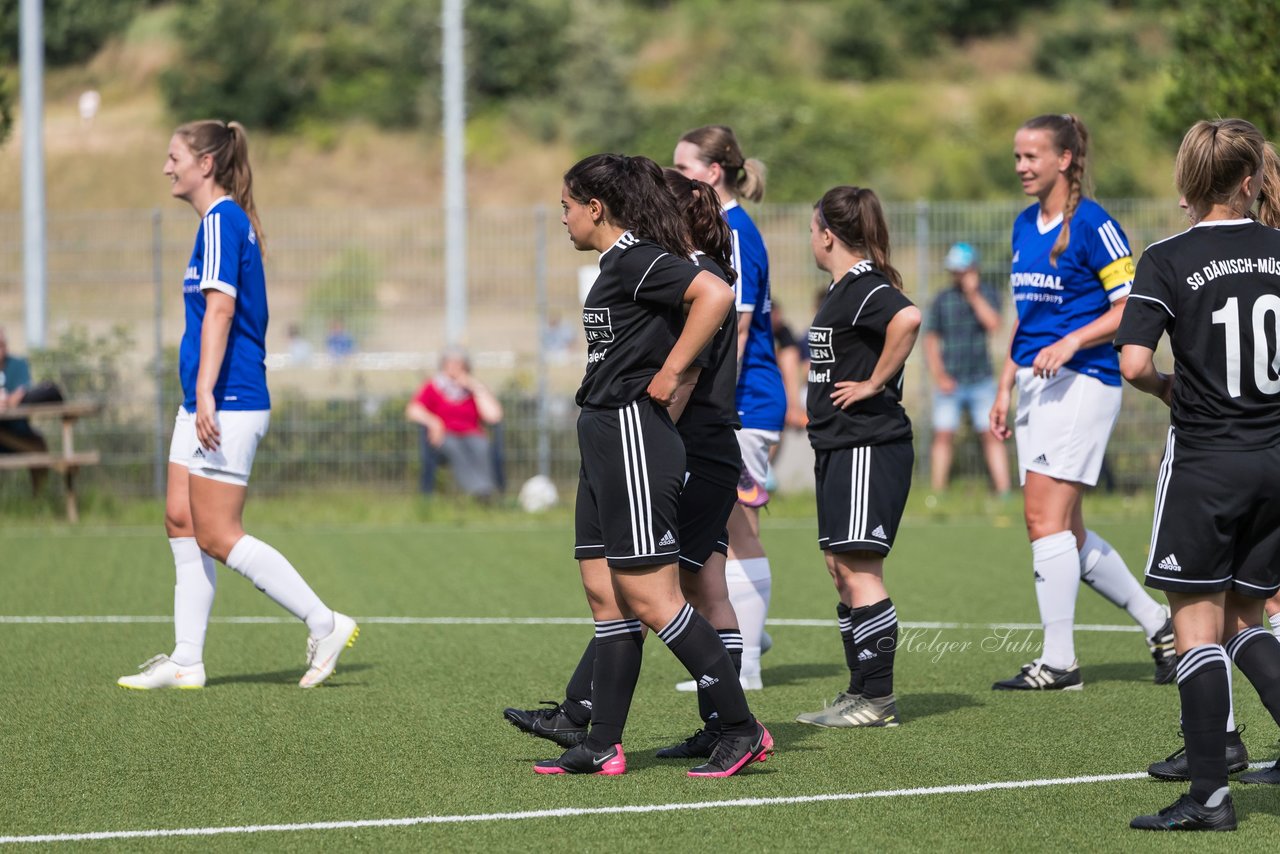 Bild 328 - Frauen FSC Kaltenkirchen - SG Daenisch-Muessen : Ergebnis: 7:1